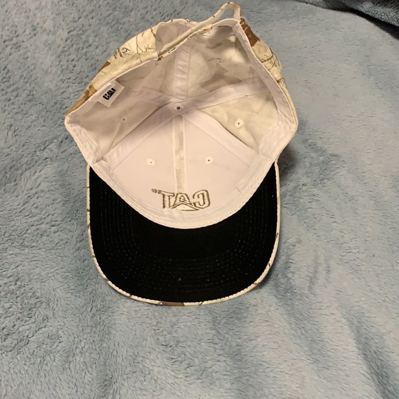 ❌SOLD❌Winter real tree CAT hat - Picture 4 of 5